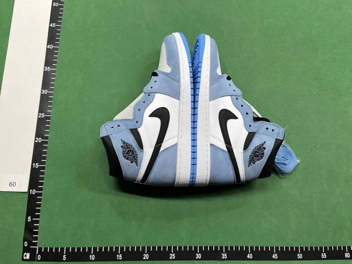 Nike Air Jordan 1 - Limited Edition Release -1