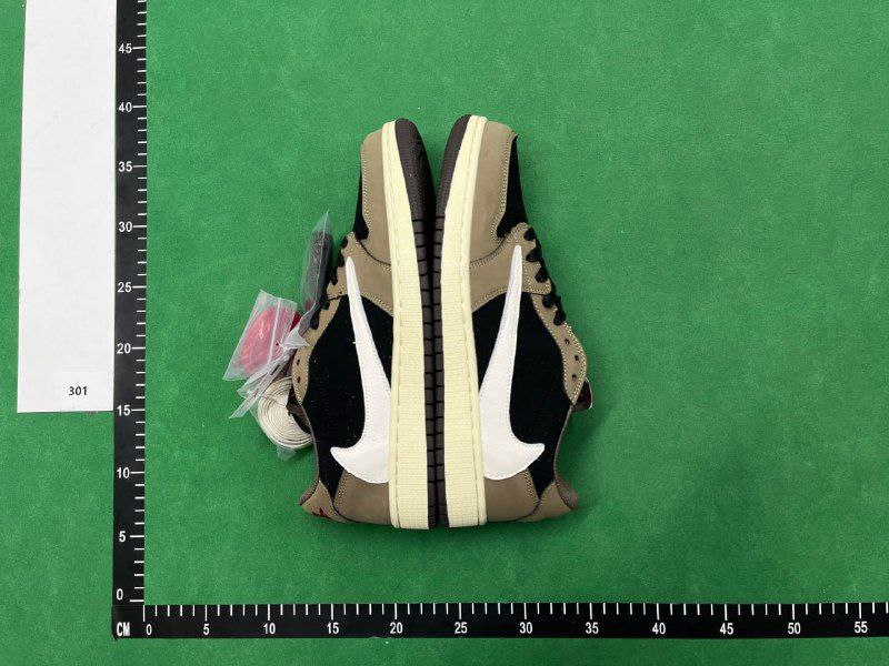 Nike Air Jordan 1 Travis Scott Batch - Limited Edition Streetwear -1