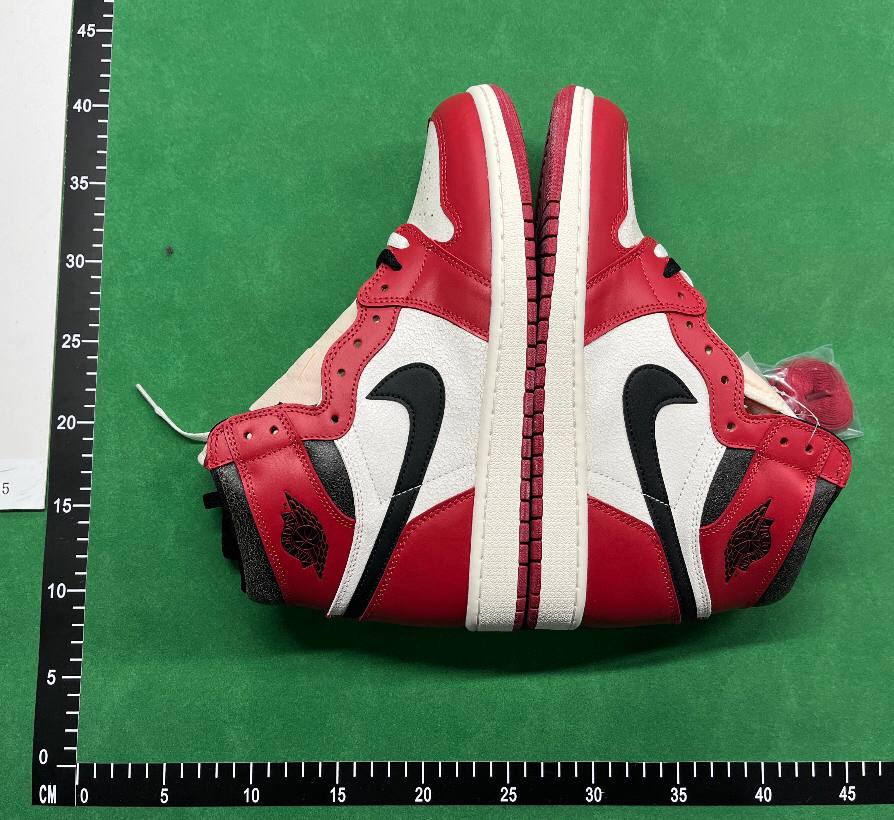 Nike Air Jordan 1 Travis Scott Batch - Limited Edition Streetwear -3