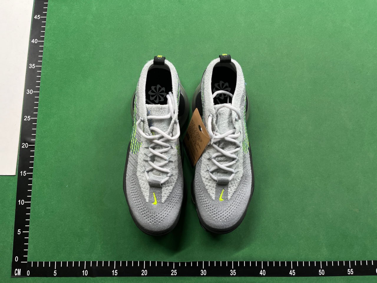 Nike Air Max Scorpion Flyknit – Comfort & Style Redefined -4