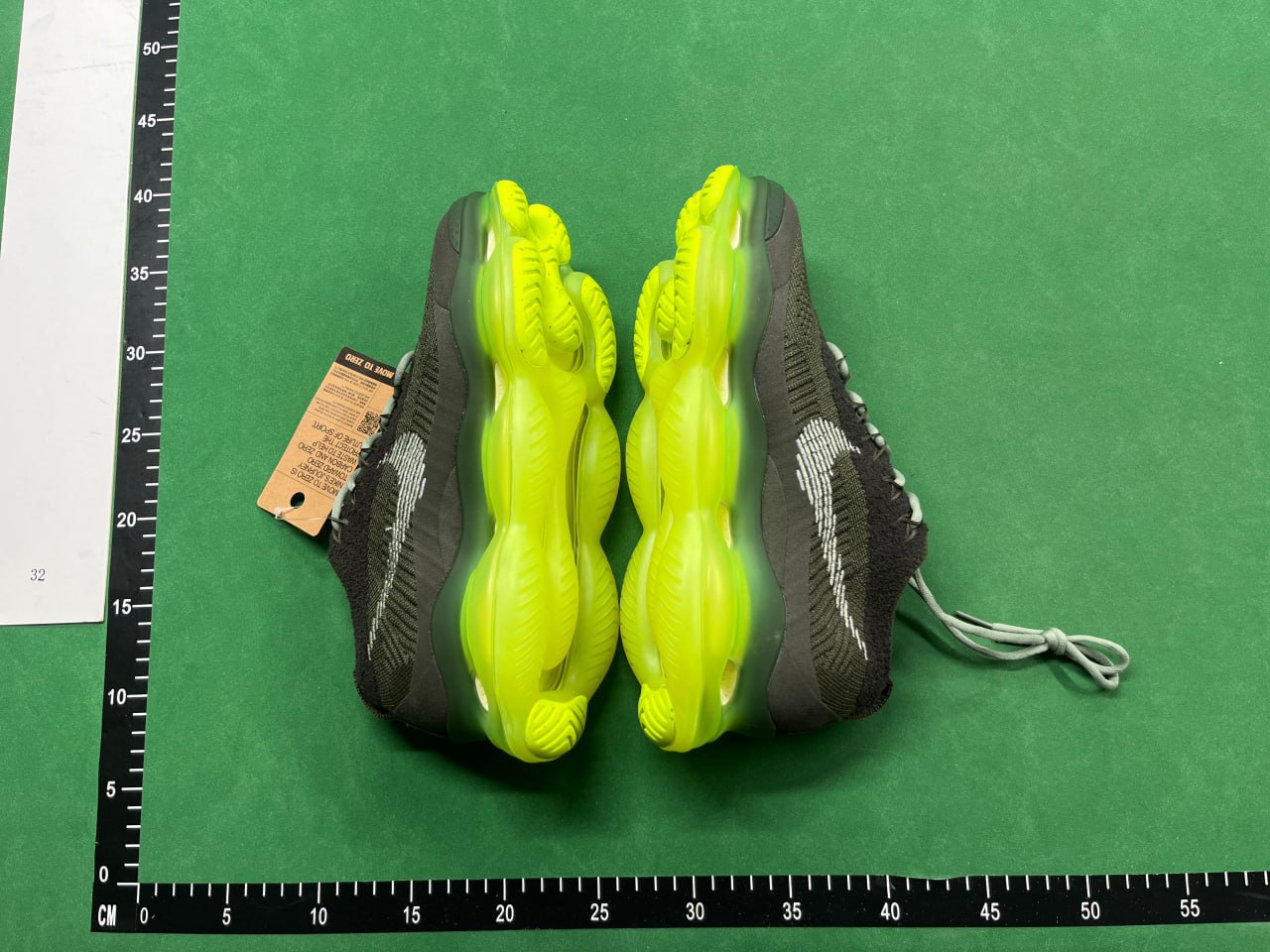 Nike Air Max Scorpion Flyknit – Comfort & Style Redefined -6