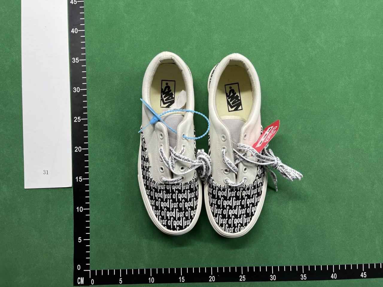 Vans Vault Batch Collection – Retro Style Sneakers -2