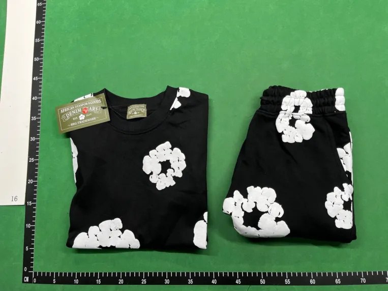 Denim Tears Cotton Wreath Shorts – Stylish & Comfortable -2