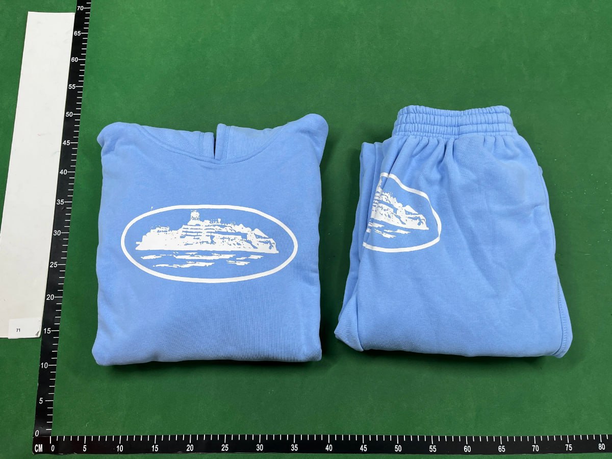 Corteiz Premium Set - Trendy & Durable Essentials -6