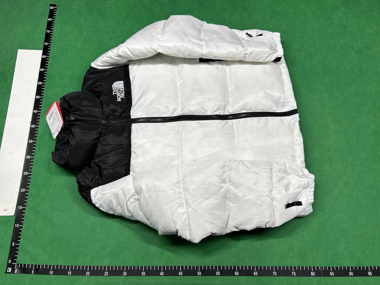 The North Face 1996 Retro Nuptse Jacket - Classic Style, Durable Design -1