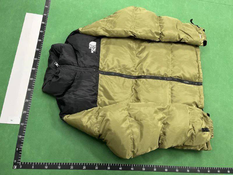 The North Face 1996 Retro Nuptse Jacket - Classic Style, Durable Design -3