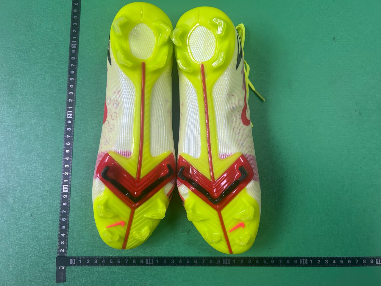 Nike Zoom Mercurial Vapor 15 Elite FG Football Cleats -2