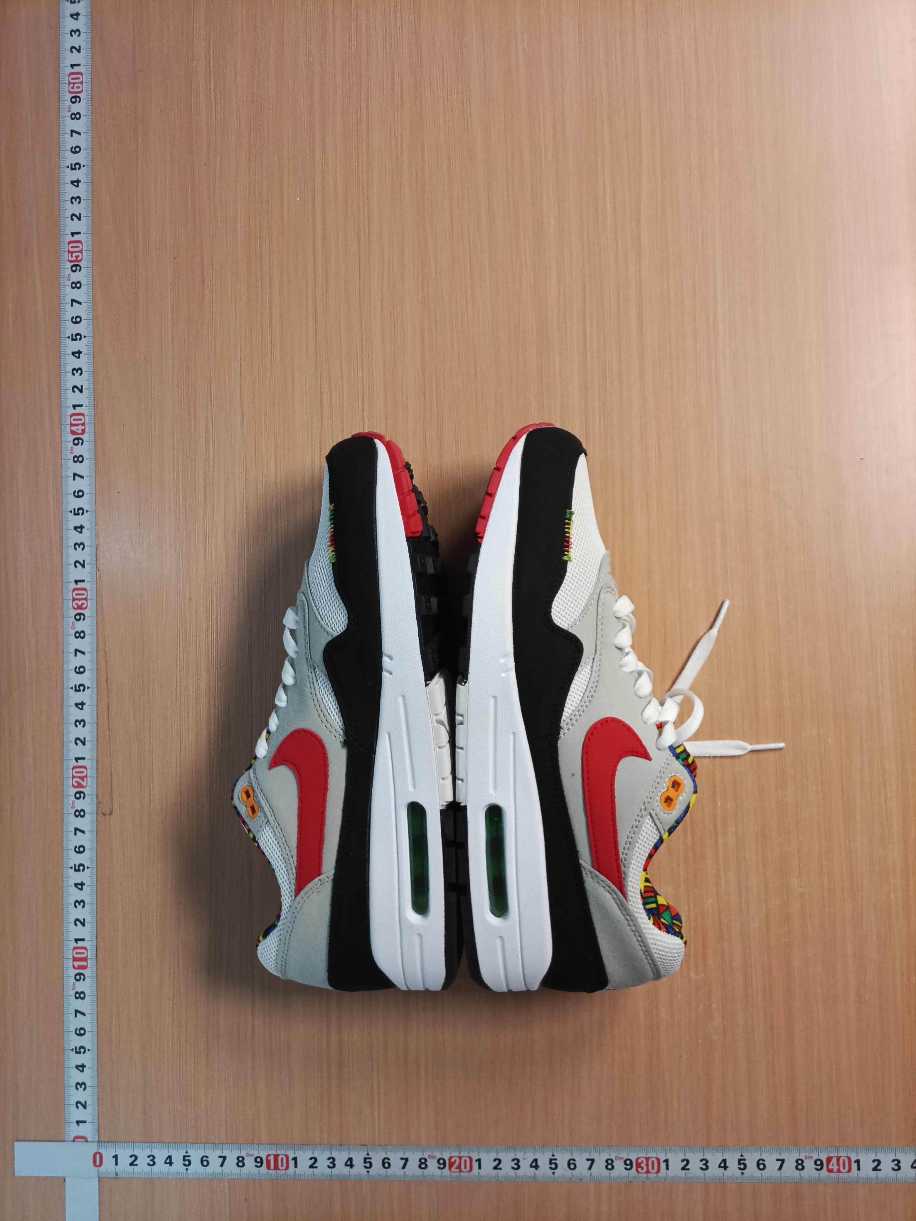 Nike Air Max 1 - Classic Comfort & Iconic Style -2