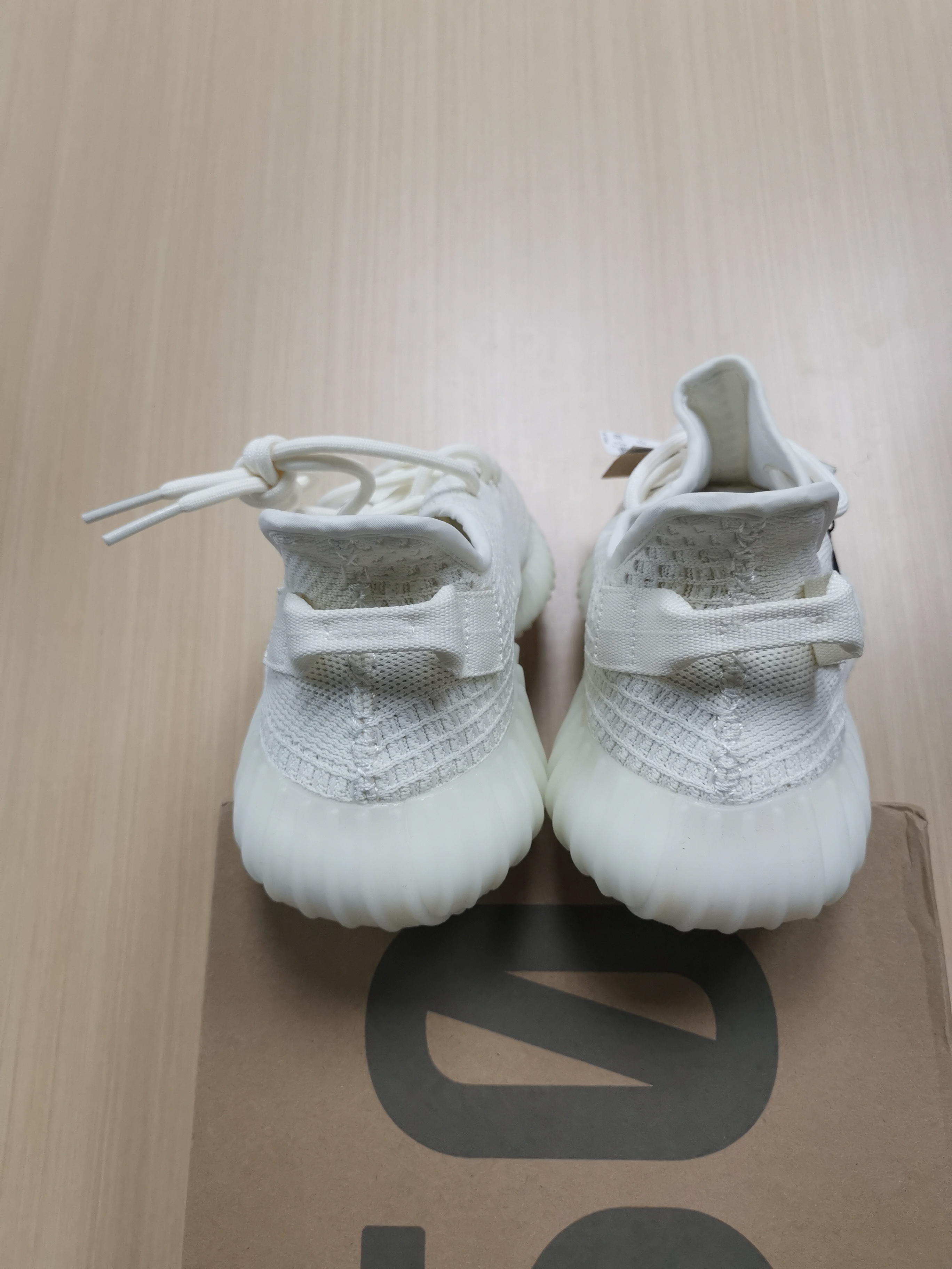 adidas YEEZY Boost 350 V2 - Trendy & Comfortable Sneakers -4