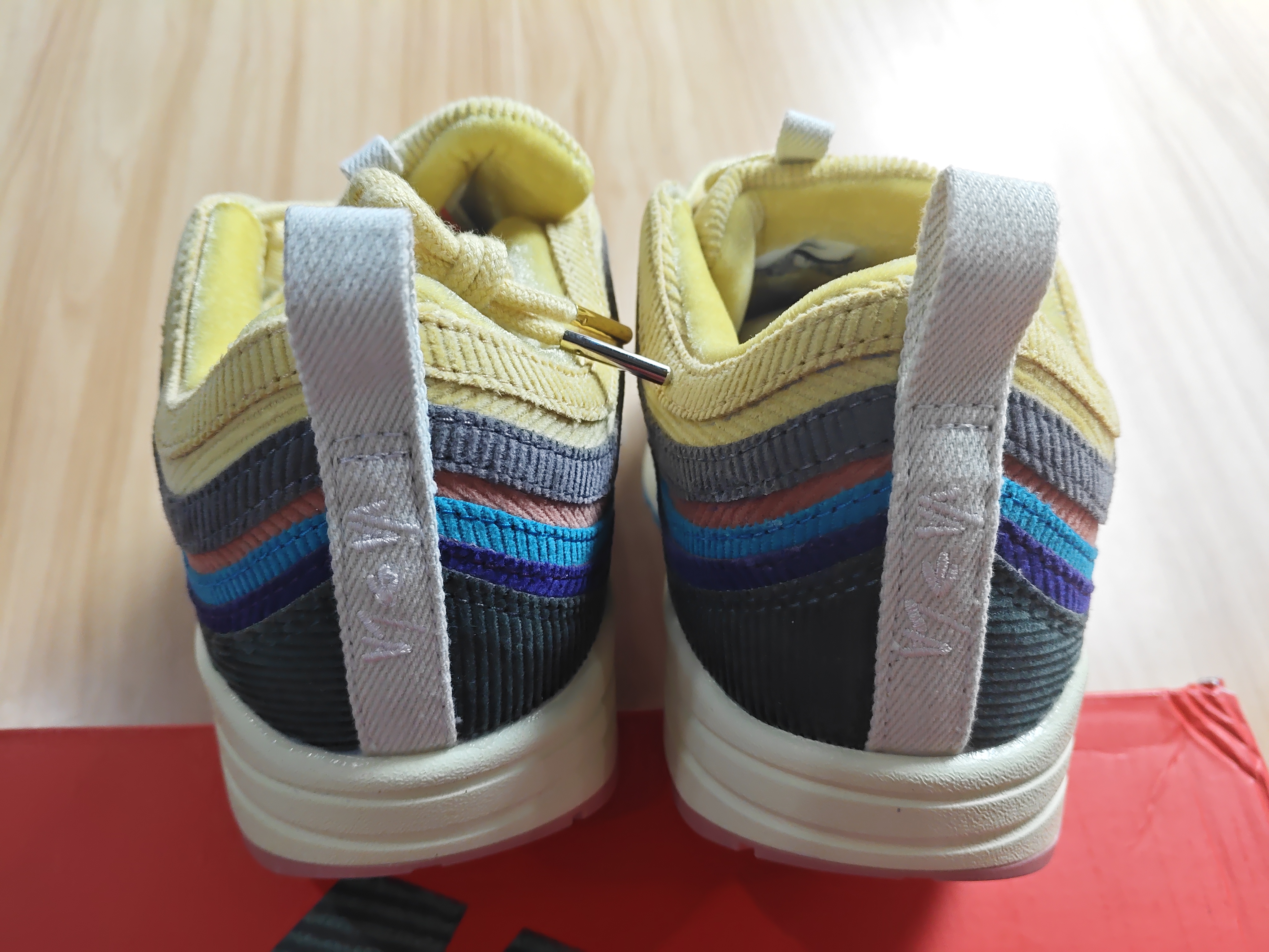 Nike Air Max 97 - Premium Running Shoes -8