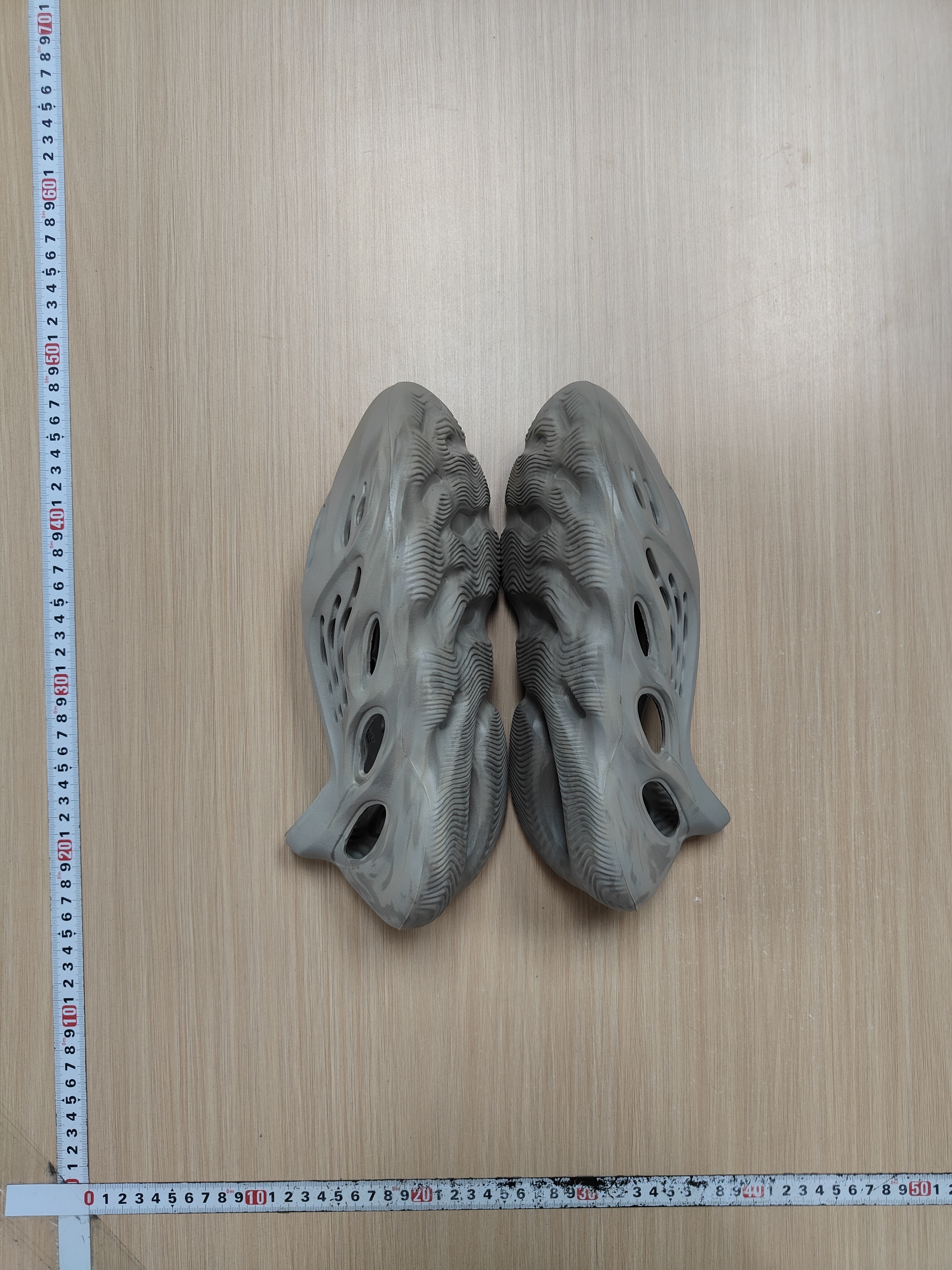 Adidas Yeezy Foam Runner Onyx - Comfort & Style Upgrade -3