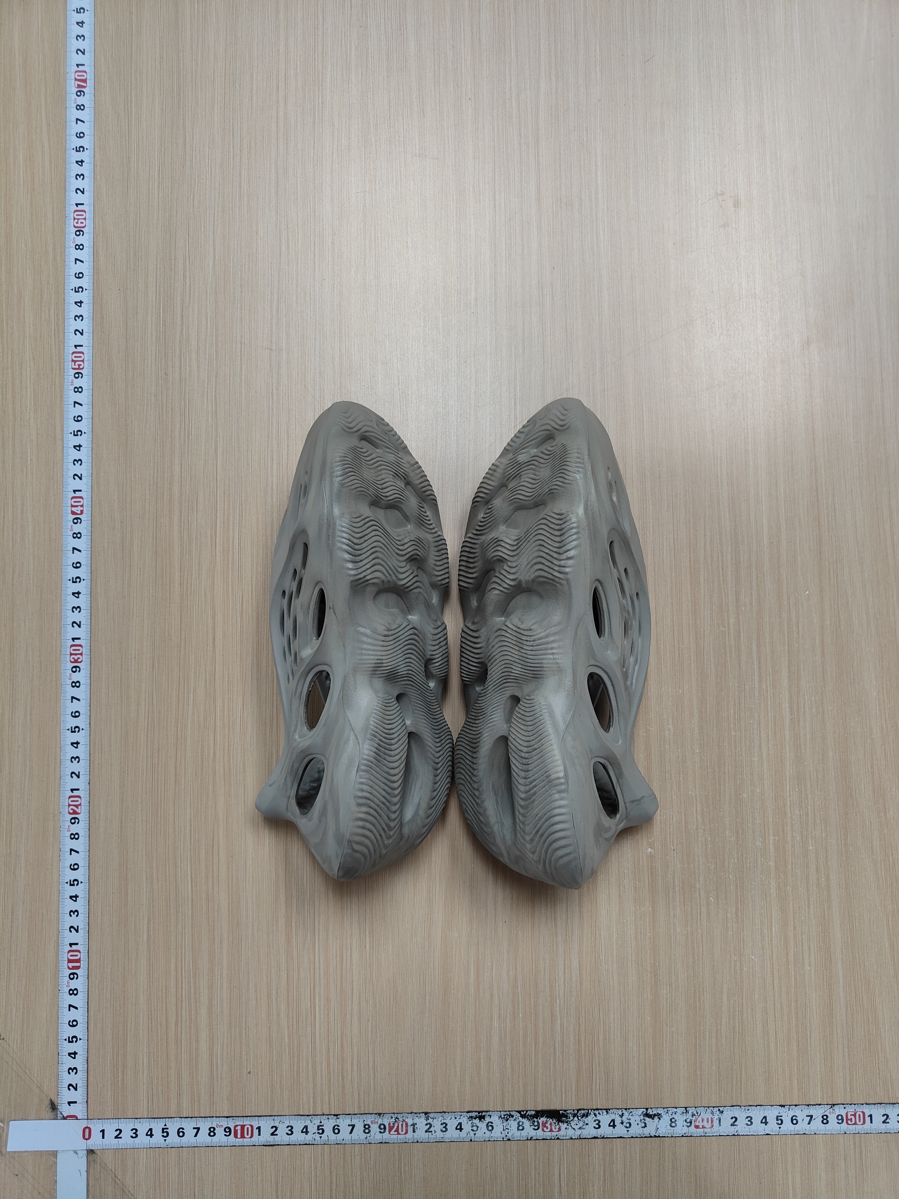 Adidas Yeezy Foam Runner Onyx - Comfort & Style Upgrade -10