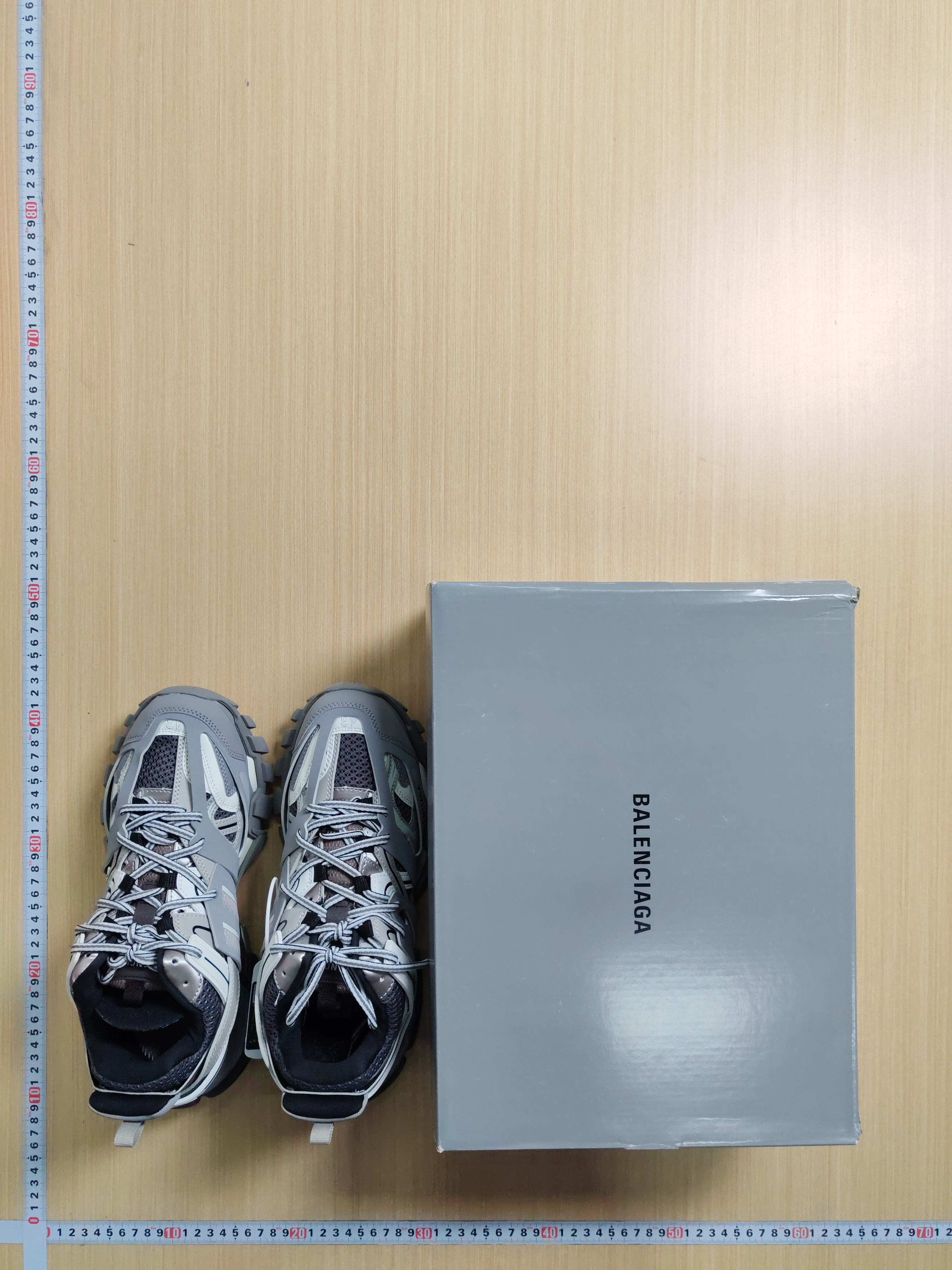 Balenciaga Track Hoodie - Premium Streetwear -18