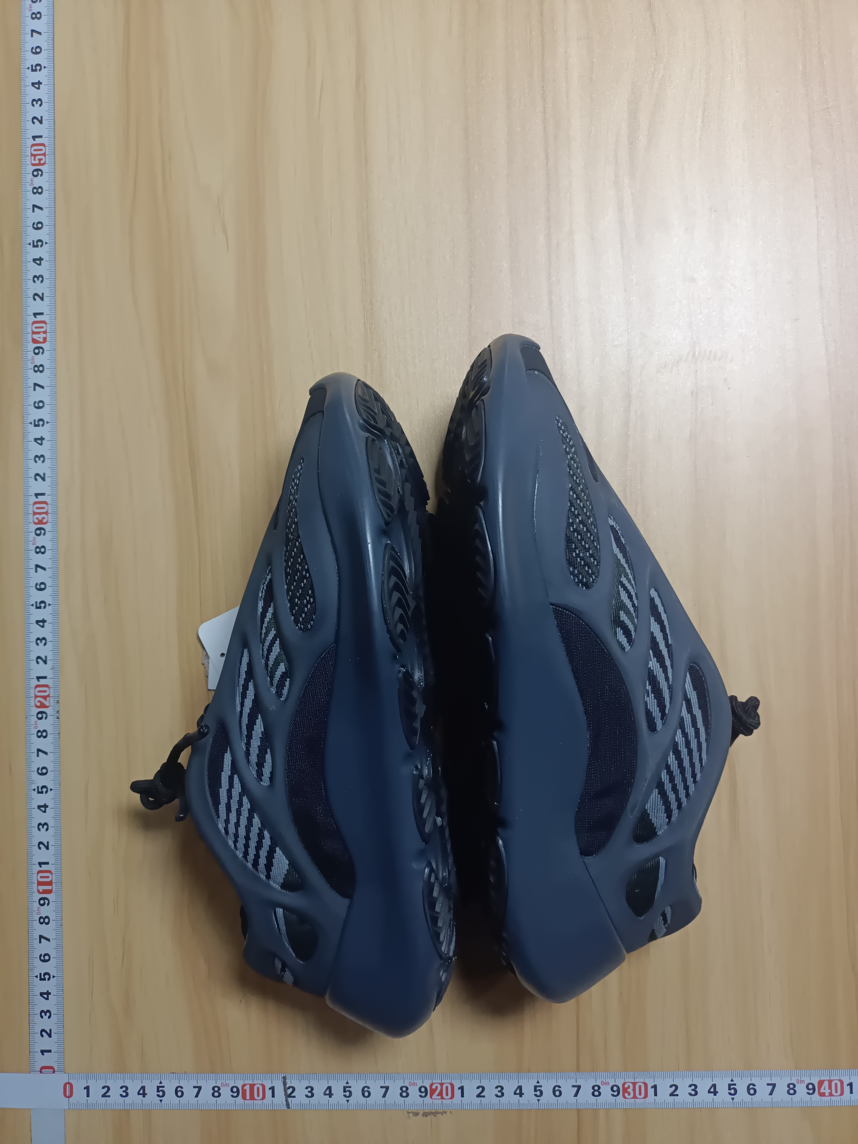 Adidas Yeezy Boost 700 V3 - Premium Urban Style & Comfort -2