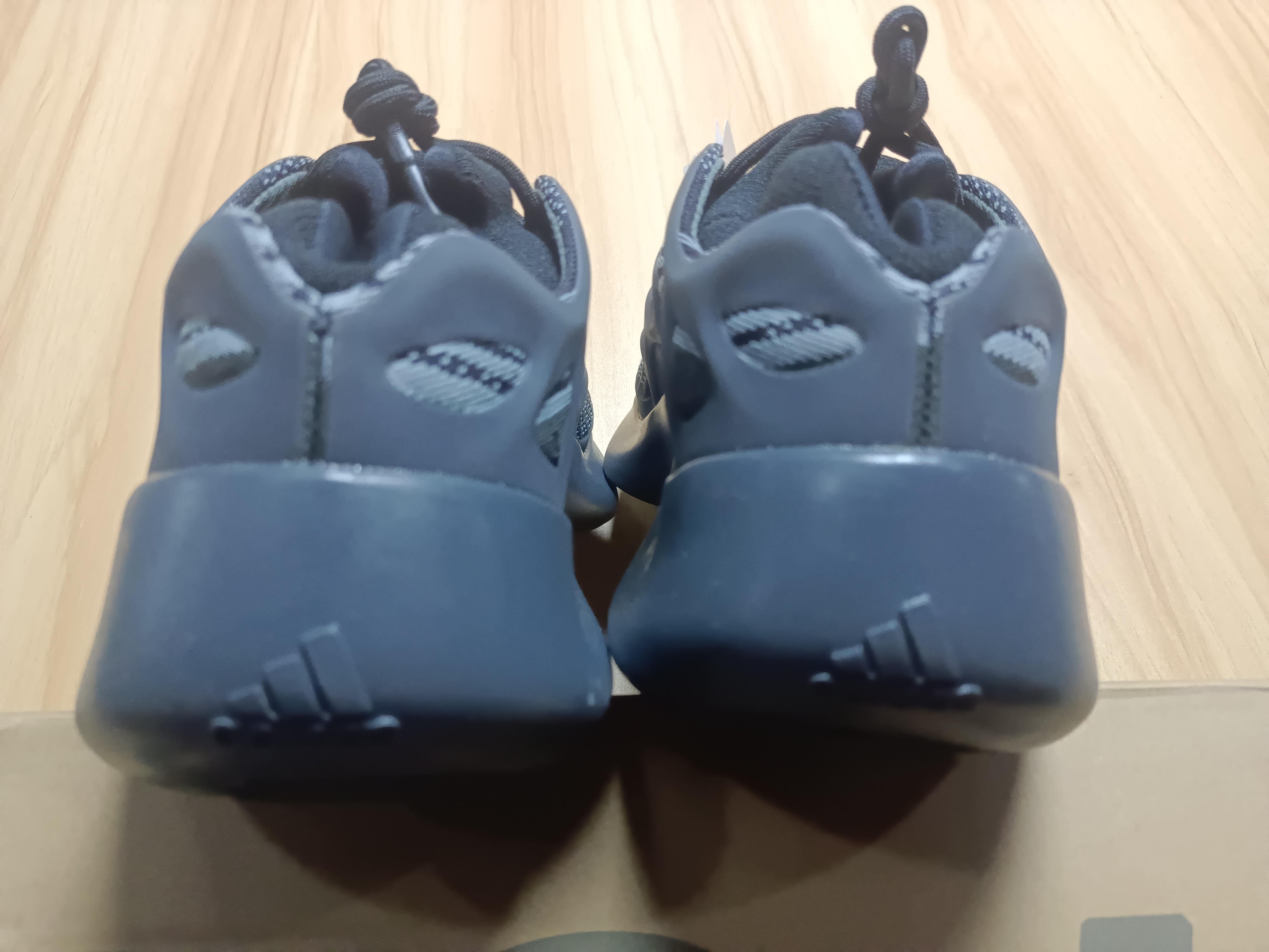 Adidas Yeezy Boost 700 V3 - Premium Urban Style & Comfort -7