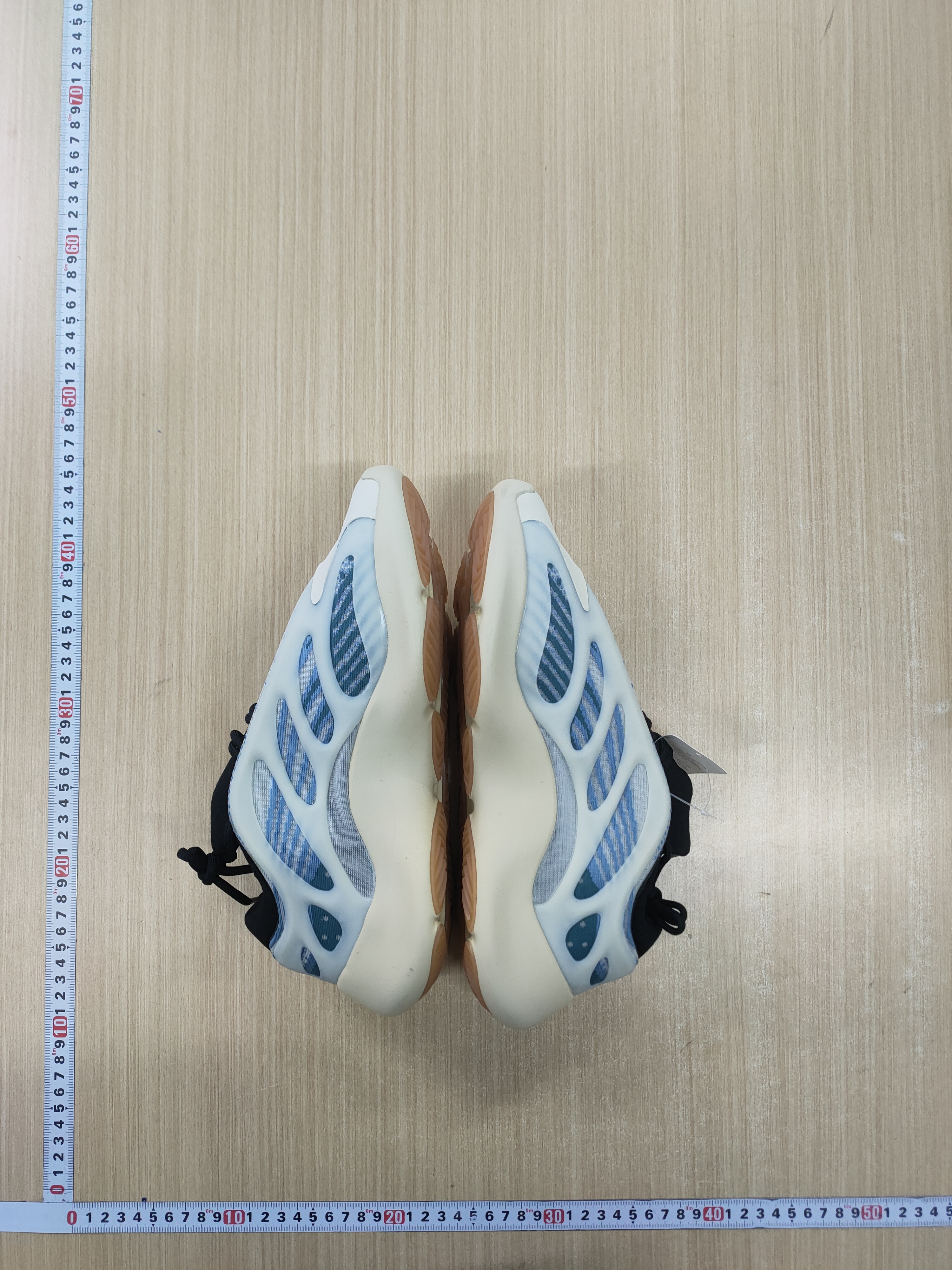 Adidas Yeezy Boost 700 V3 - Premium Urban Style & Comfort -11