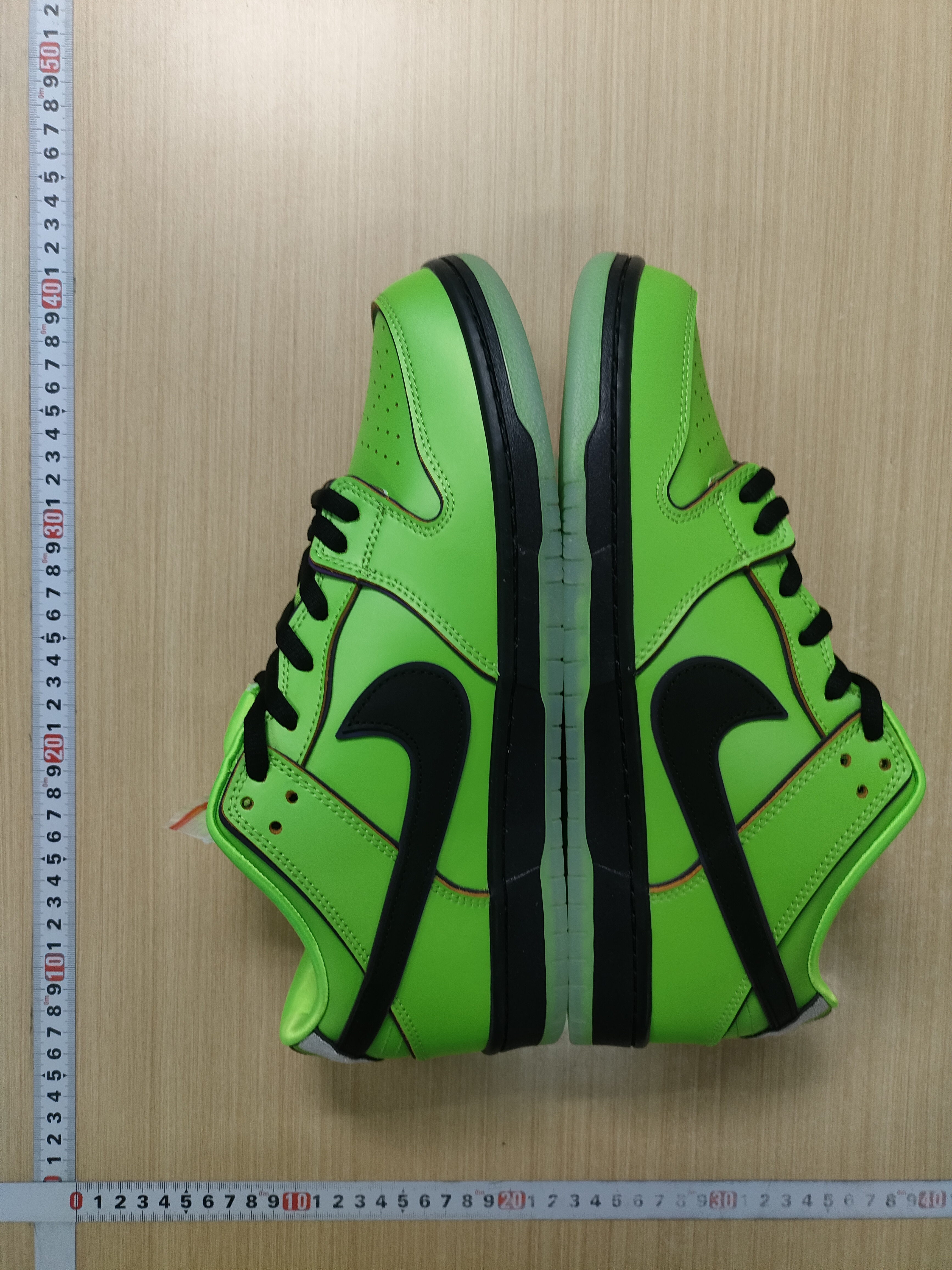 Nike Kids SB Dunk Low Blossom - Official Powerpuff Girls Collaboration -8