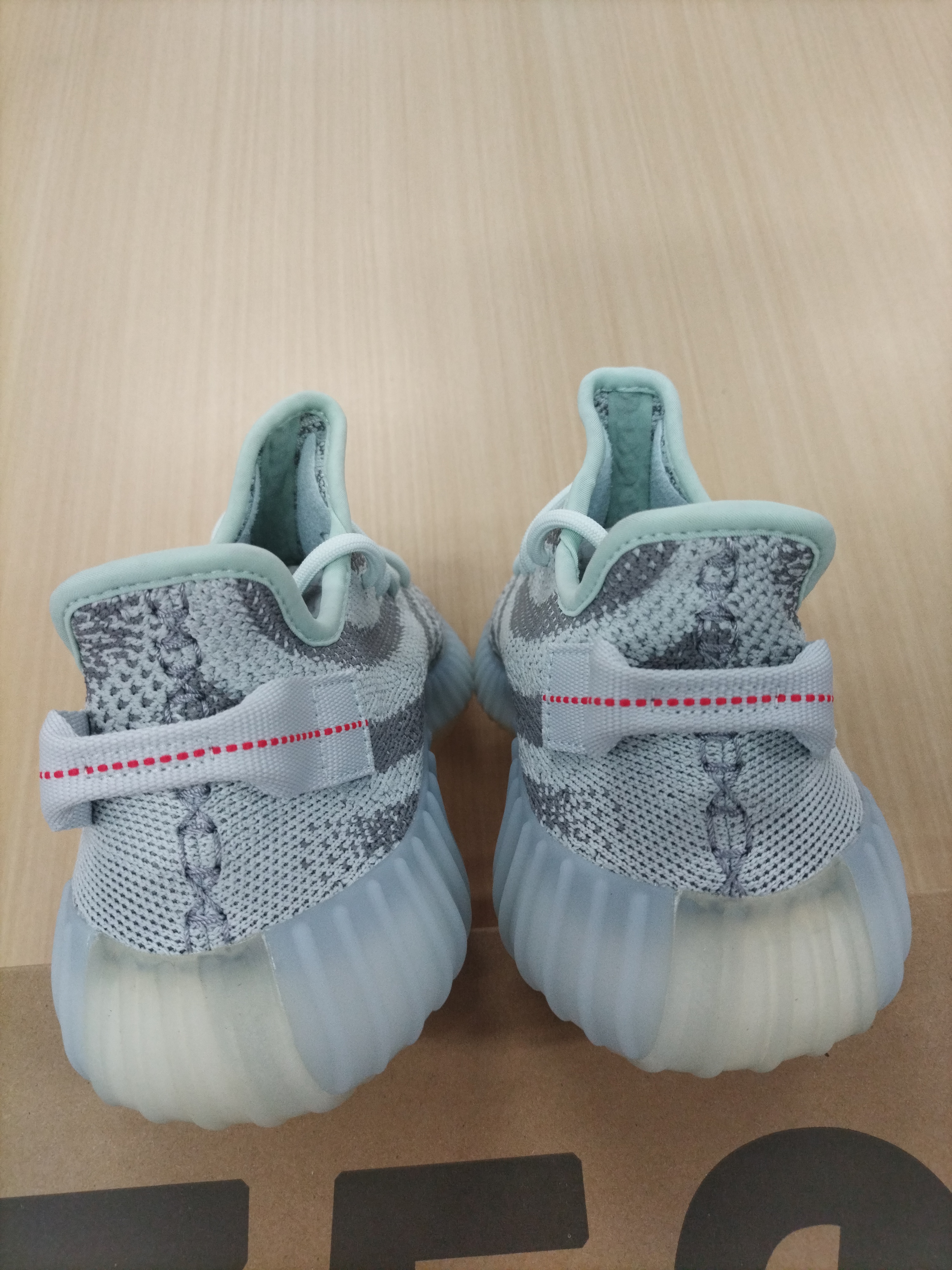 Adidas Yeezy Boost 350 V2 - Comfort & Style Redefined -13