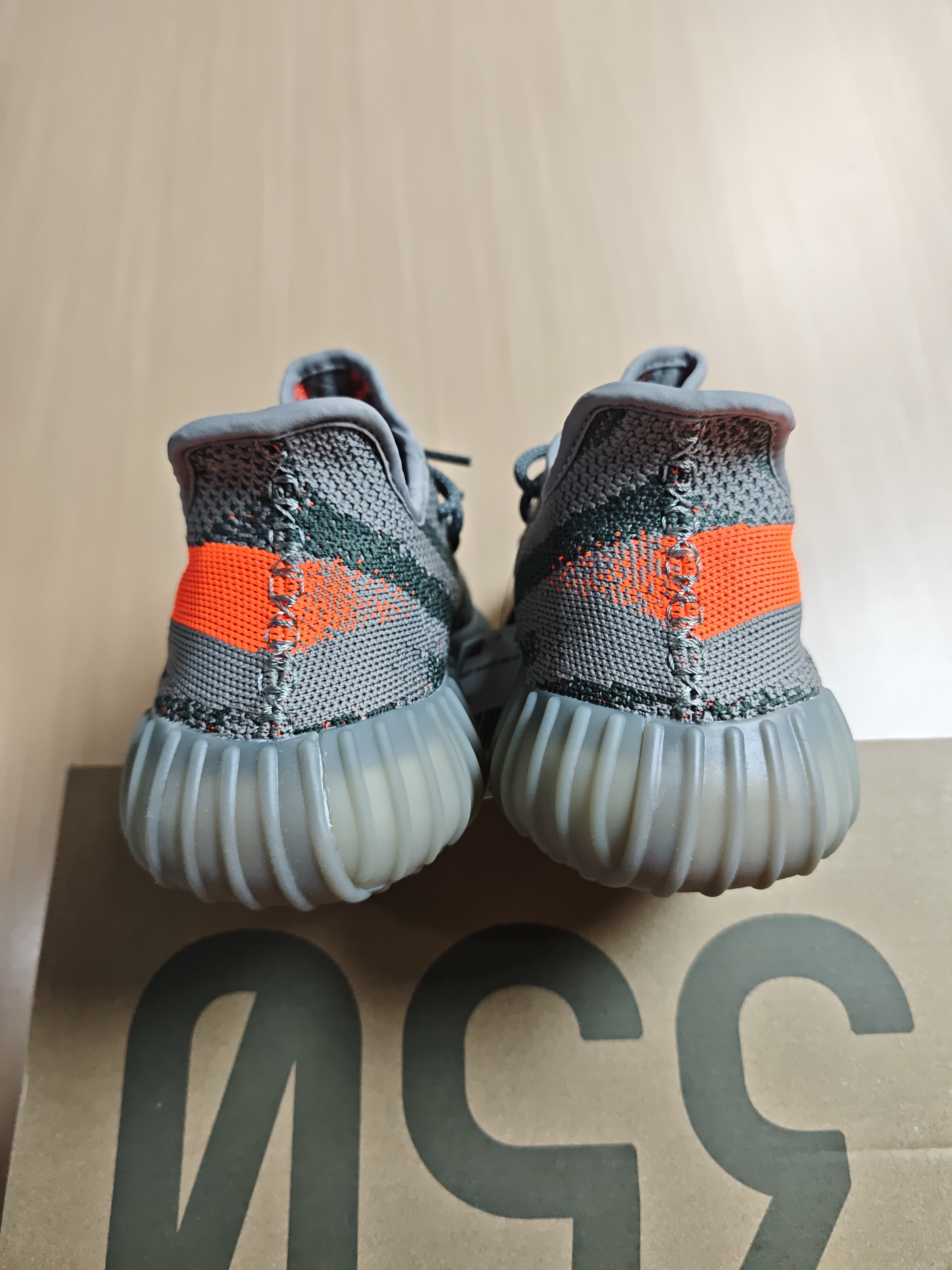 Adidas Yeezy Boost 350 V2 - Comfort & Style Redefined -15