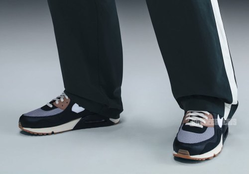 Nike Air Max 90 Waves - Classic Comfort & Style(pic3) Nike Air Max 90 Waves - Classic Comfort & Style(pic3)