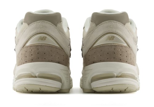 New Balance 2002R Fall Edition - Timeless Style, Modern Comfort(pic3)
