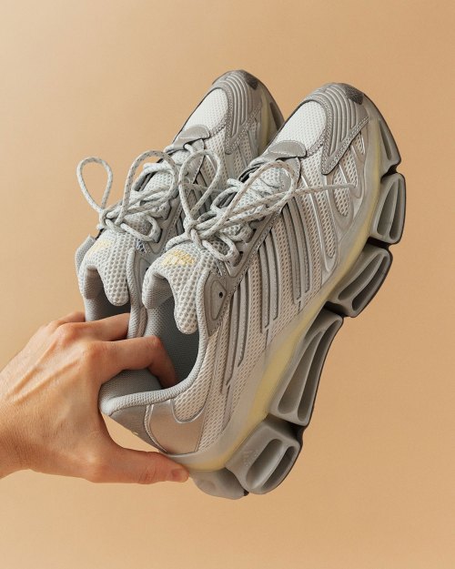 First Look: adidas Mega X Launch(pic1) First Look: adidas Mega X Launch(pic1)