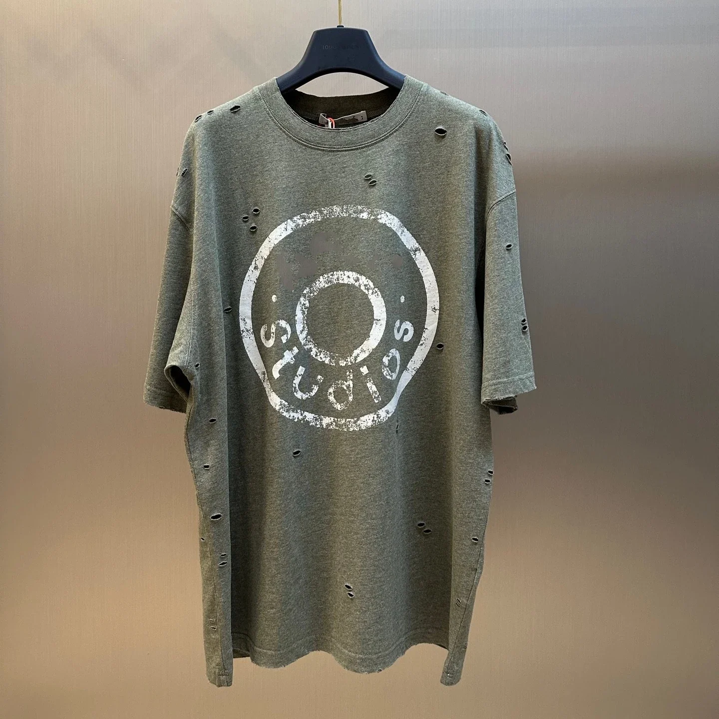Distressed Green Oversized T-Shirt with Logo Desig