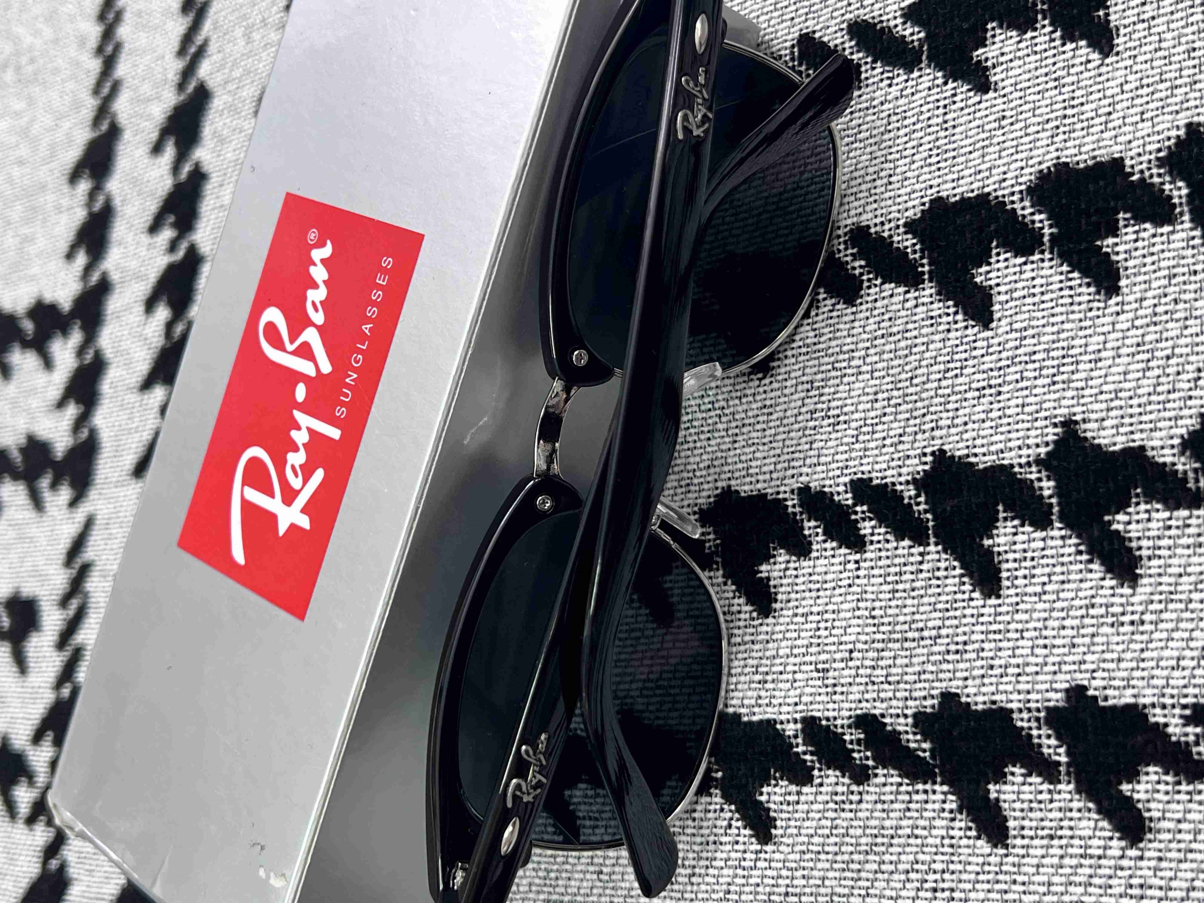 2 (2)_compressed.jpg